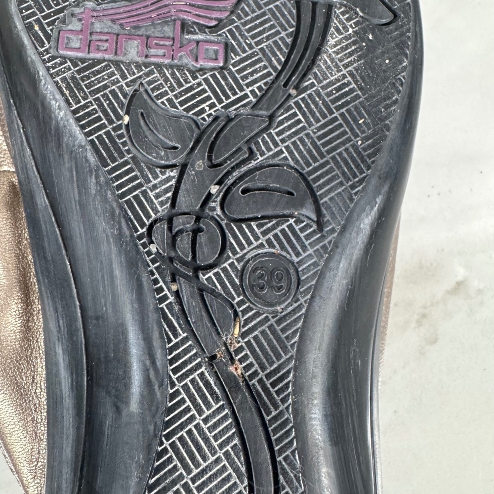 Dansko Metallic Taupe Leather Strappy Slide Sandals Adjustable Concho Comfort 39 - Picture 11 of 15